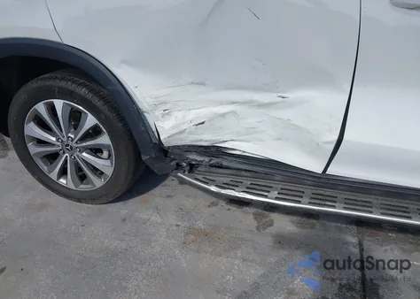 2018 Mercedes-Benz C 300 from USA, damaged, VIN WDDWF4JBXJR407116